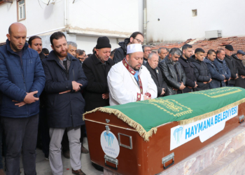 İşe neden geç geldiğini sorduğu için öldürülmüş