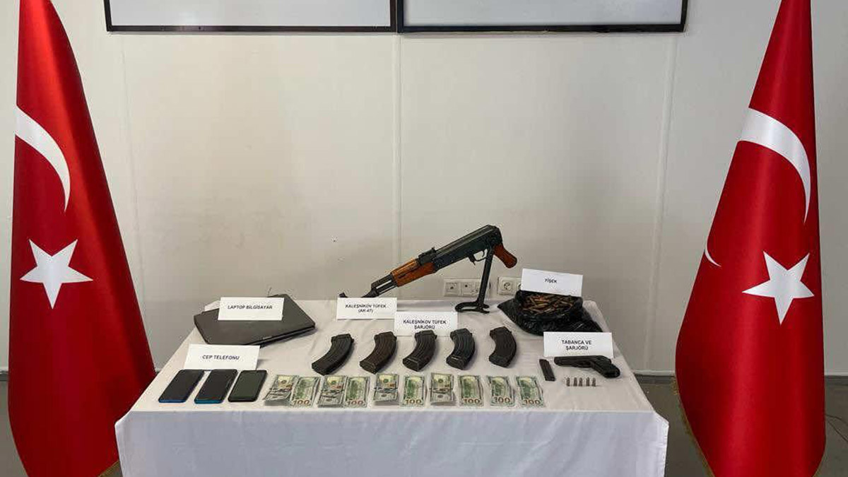 Suriye'de 18 terörist yakalandı