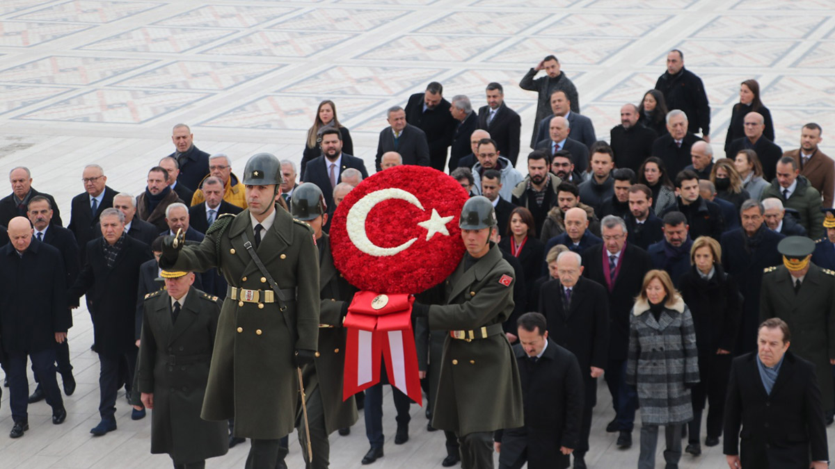 İsmet İnönü vefatının 49'uncu yılında anıldı