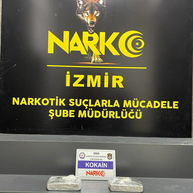 İzmir otogarında 2 kilo 60 gram kokain ele geçirildi