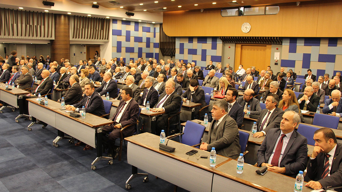 İzmir'de ekmek fiyatı 5 TL oldu