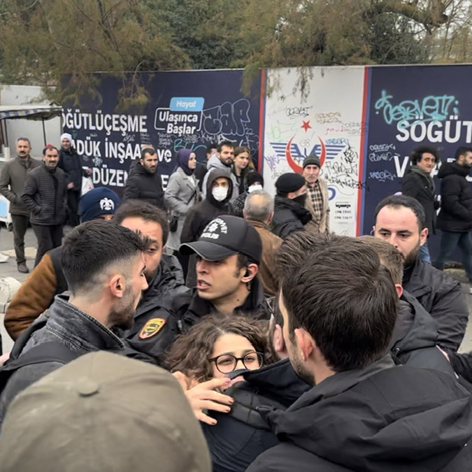 Polisin Ferhat Encü'ye tokat atmasına tepkiler büyüdü