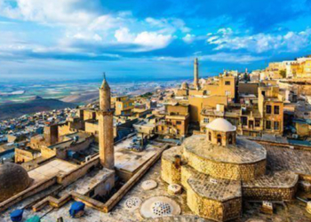 Kadim uygarlıkların beşiği Mardin hayran bırakıyor