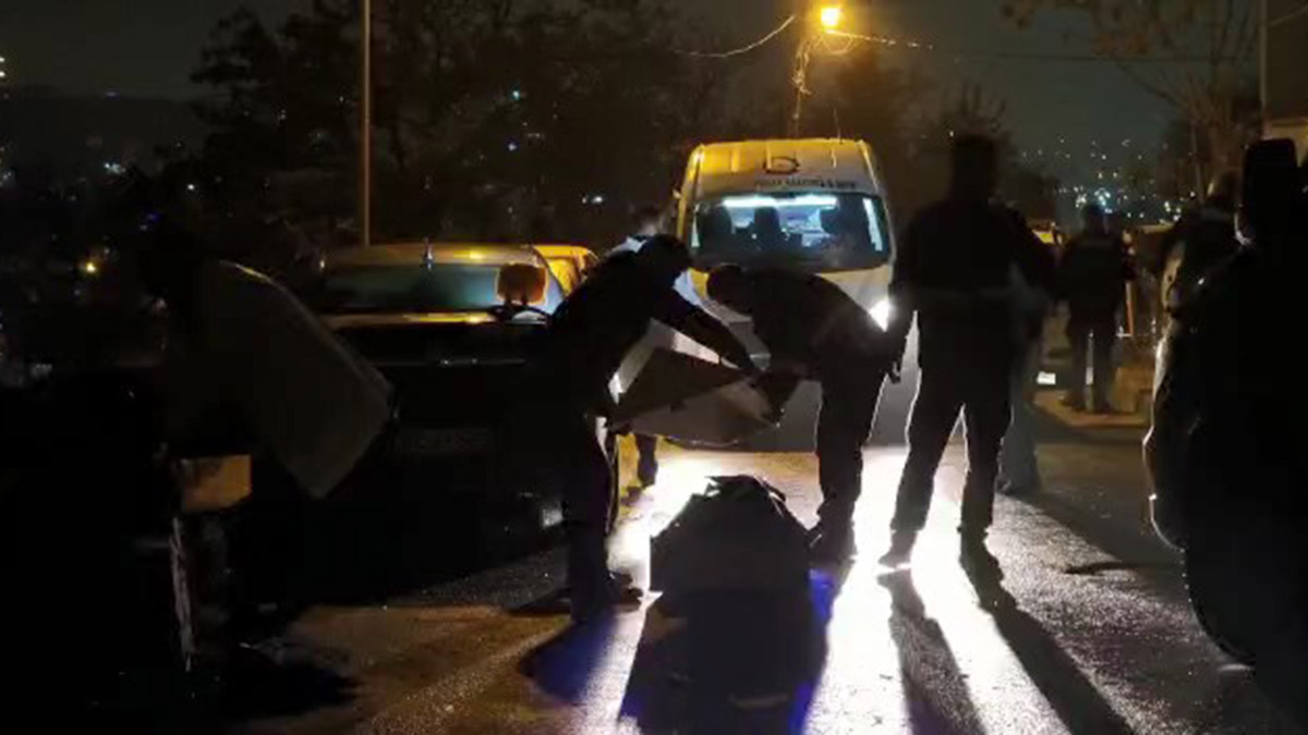 Kağıthane'de otomobilde intihar