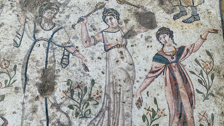 1500 yıl öncesine ait mozaik ve villa kalıntıları sergilenecek