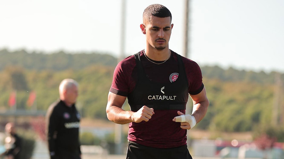 Fatih Karagümrük'ün yıldızı Levent Mercan