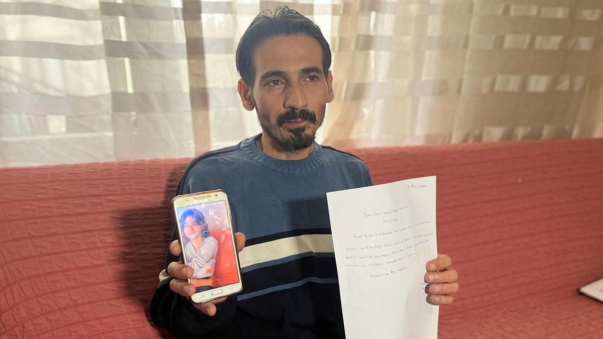 Zonguldak’ta temmuz ayında kaybolduktan 8 gün sonra bulunan Buse Karakabak (17) yine kayboldu. 5 Aralık'tan bu yana kayıp olan Buse'nin babası Ahmet Karakabak, kızının bulunması için yardım istedi.