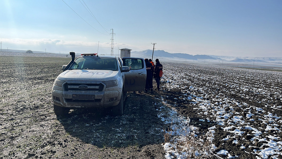 Kaybolan Alzheimer hastası kadın arazide ölü bulundu