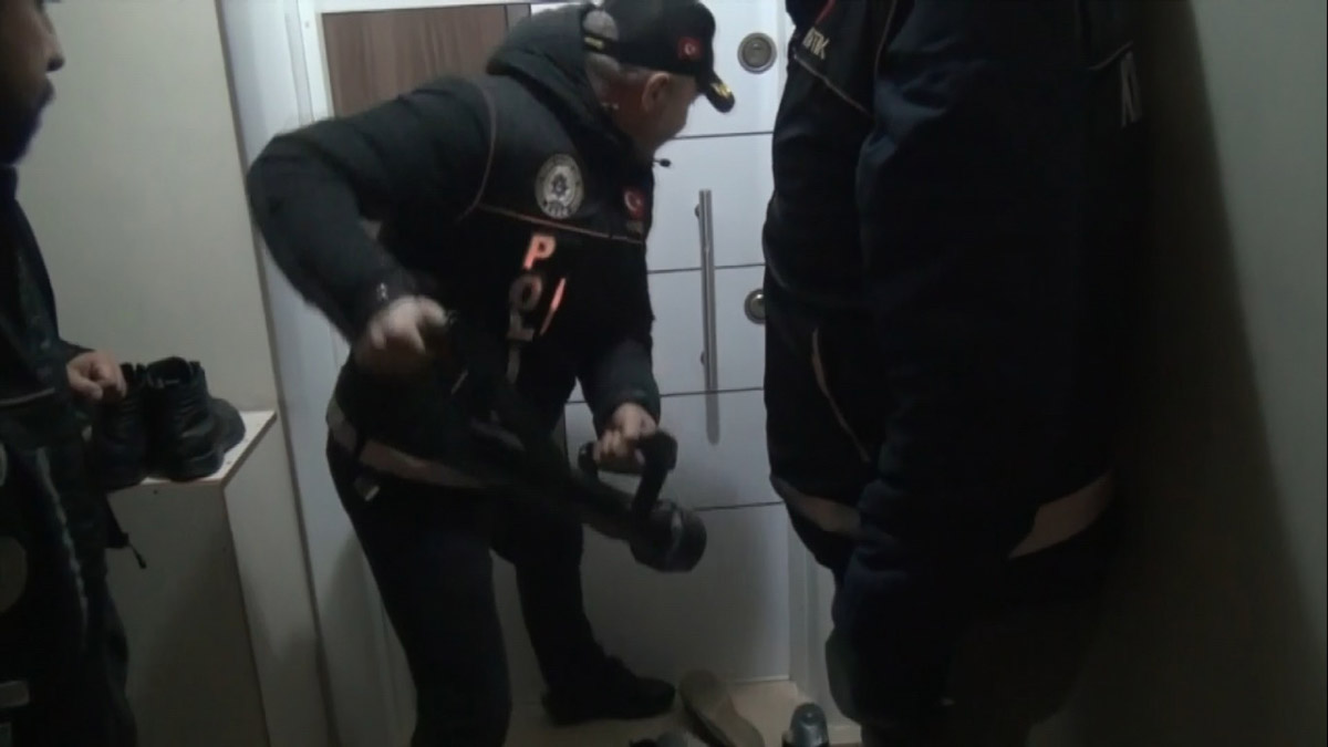 Kırıkkale'de uyuşturucu operasyonu; 2 tutuklama