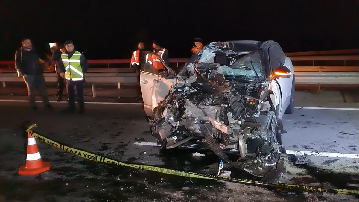 Kırıkkale'de zincirleme kaza; 1 ölü 4 yaralı