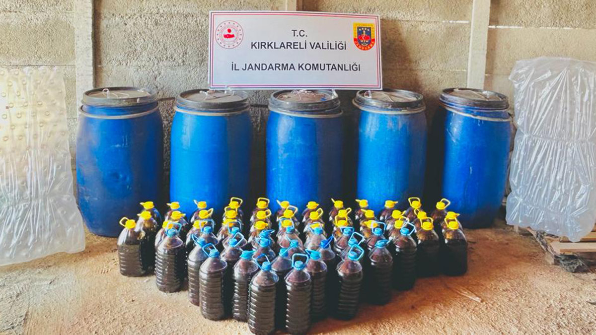 Kırklareli'de 1550 litre sahte içki ele geçirildi