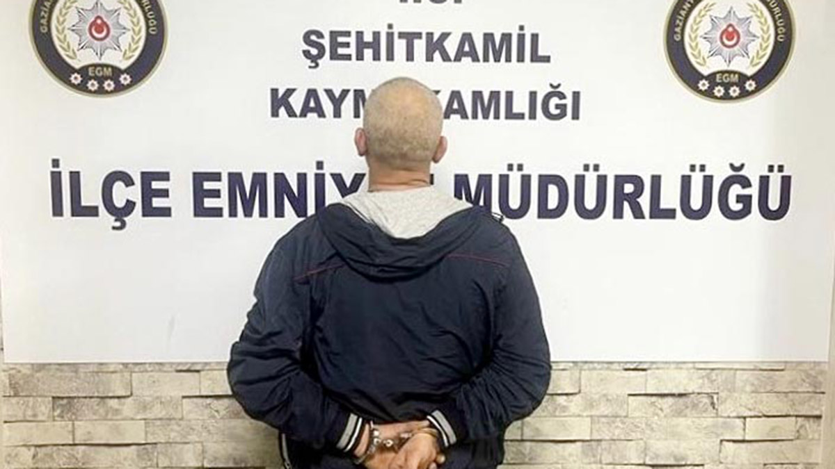 Asansörde kız çocuğunu taciz eden sapık yakalandı