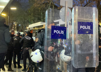 HDP il eş başkanları gözaltına alındı
