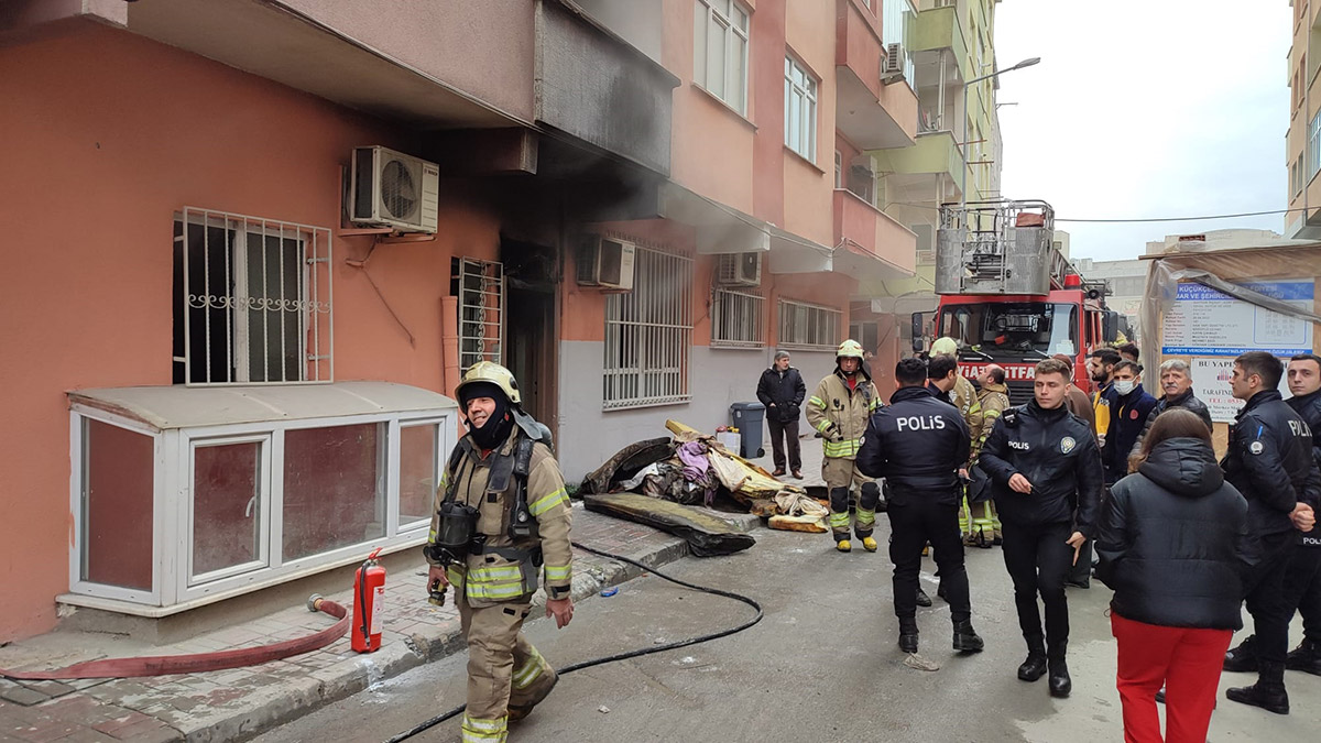 Küçükçekmece'de Kuran kursunda yangın