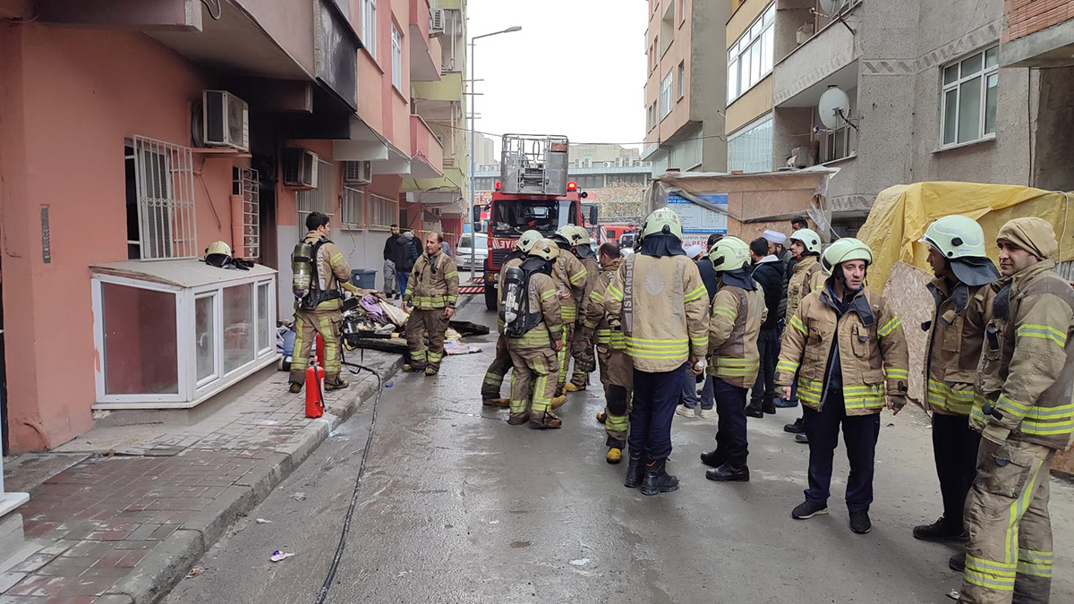 Küçükçekmece'de Kuran kursunda yangın