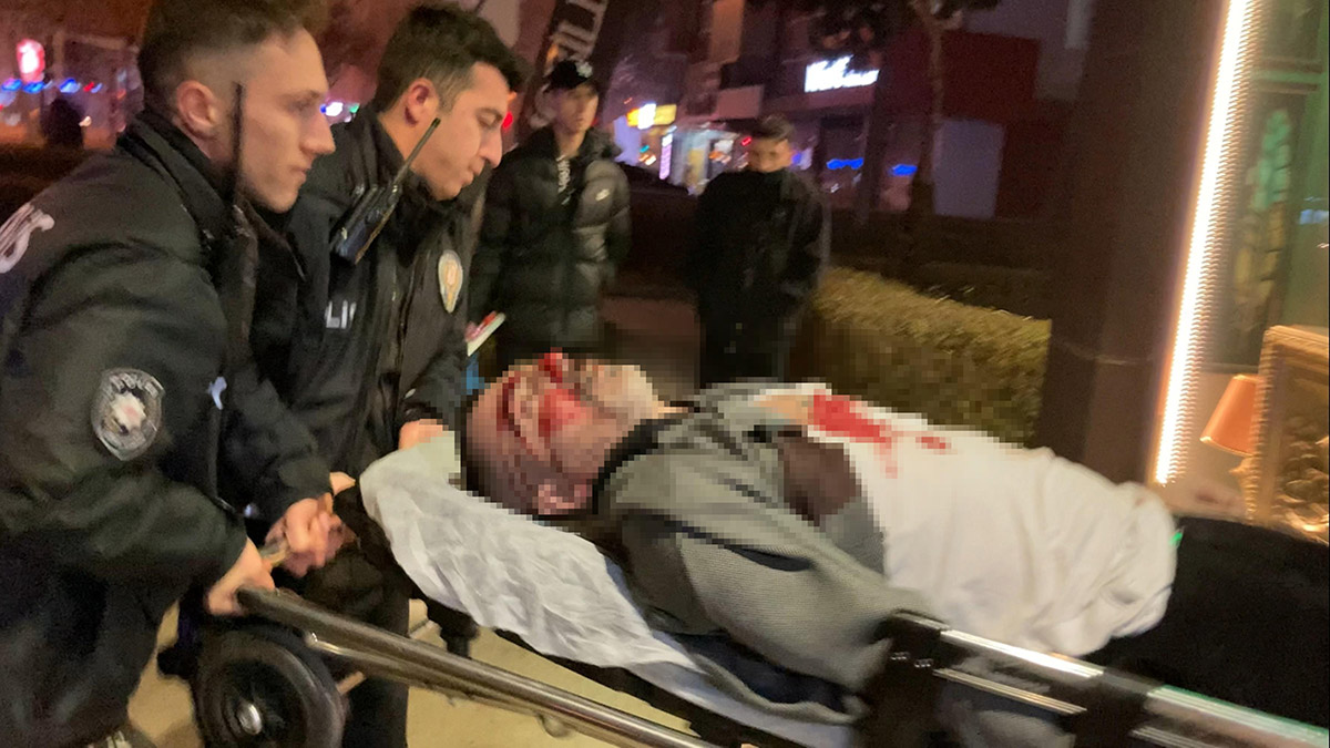 Kuzenini vurdu, 'tabancayı uzatırken ateş aldı' dedi