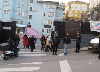 Maltepe'de okulların çevresinde denetim
