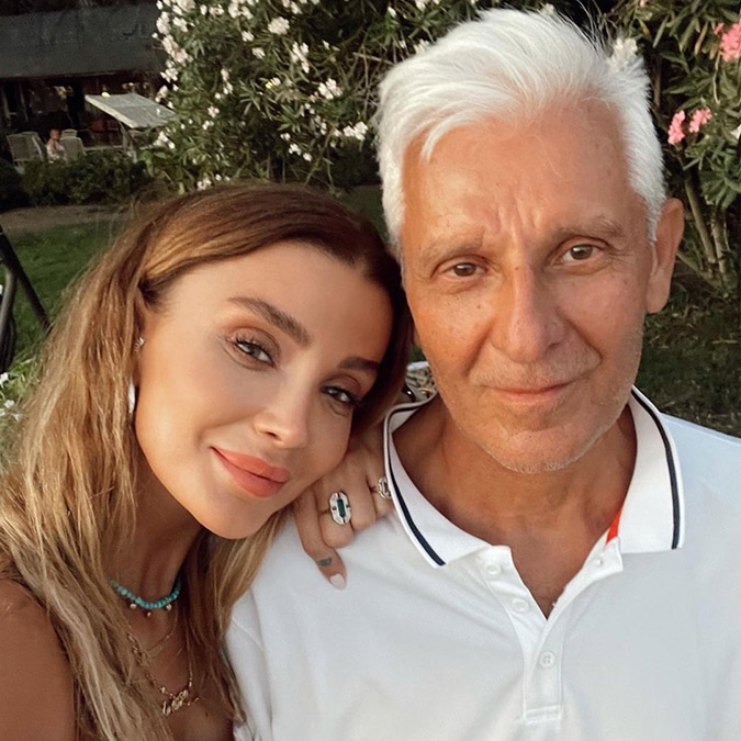 Özge Ulusoy'un babası trafik kazasında hayatını kaybetti