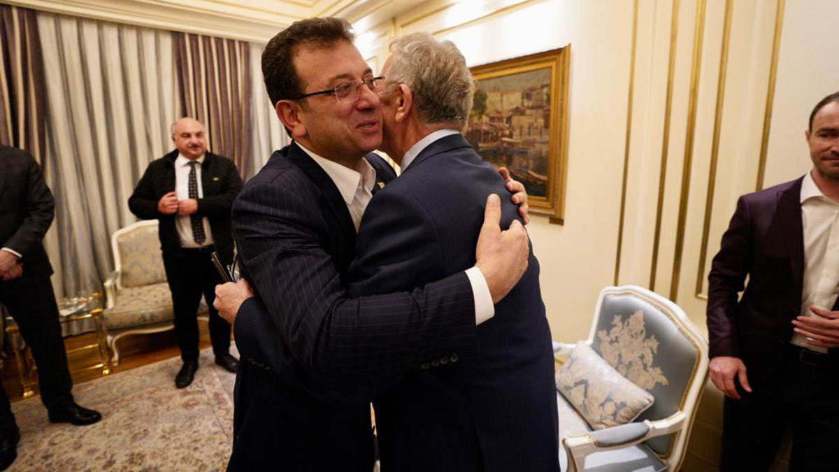 Hukuksuz bir karar, İmamoğlu'nun yanındayız