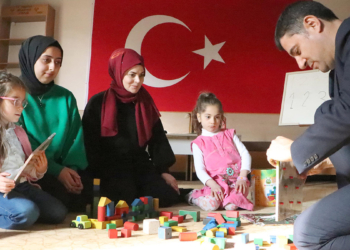 'Gezici Anaokulu' öğretmenleri yollarda
