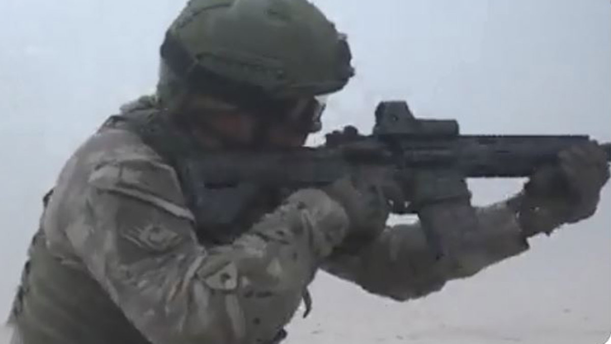 3 terörist silahlarıyla birlikte etkisiz hale getirildi