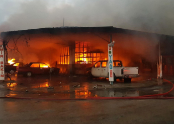 Muğla'da oto tamirhanesinde yangın