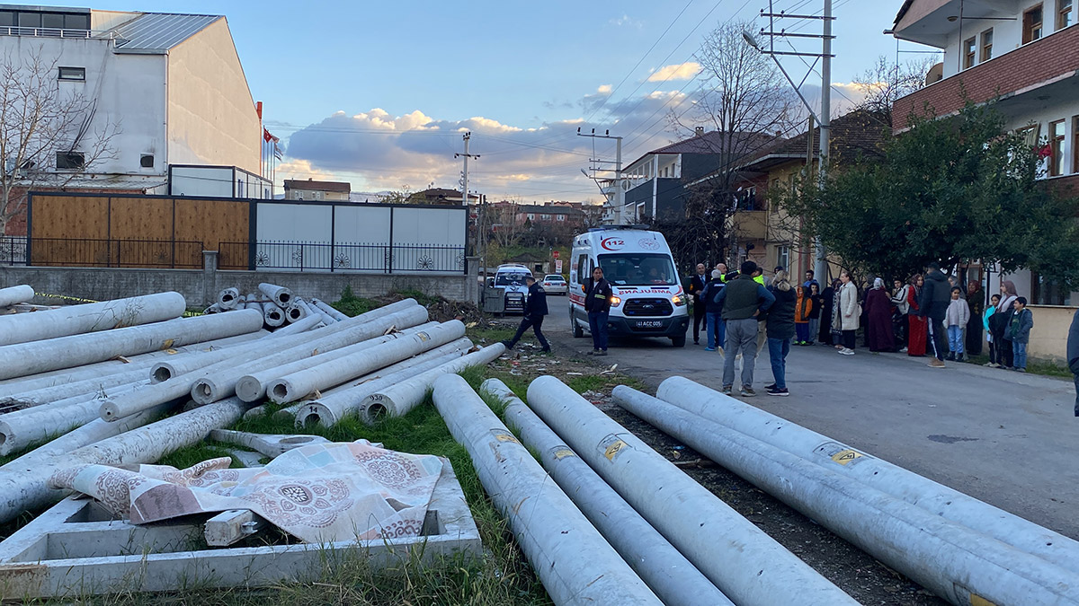 Beton direklerin arasına sıkışan Yusuf öldü