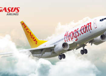 Pegasus uçağı Barselona'ya acil iniş yaptı