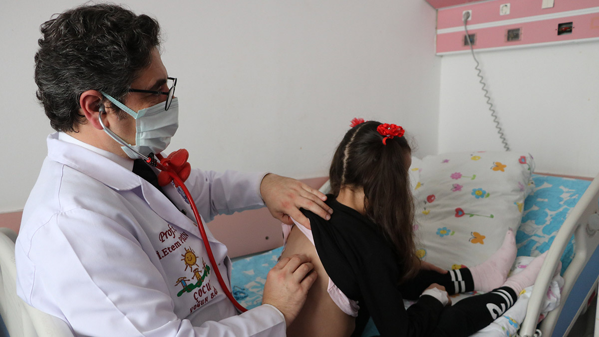 Çocuk servisleri ile yoğun bakımlarda artış