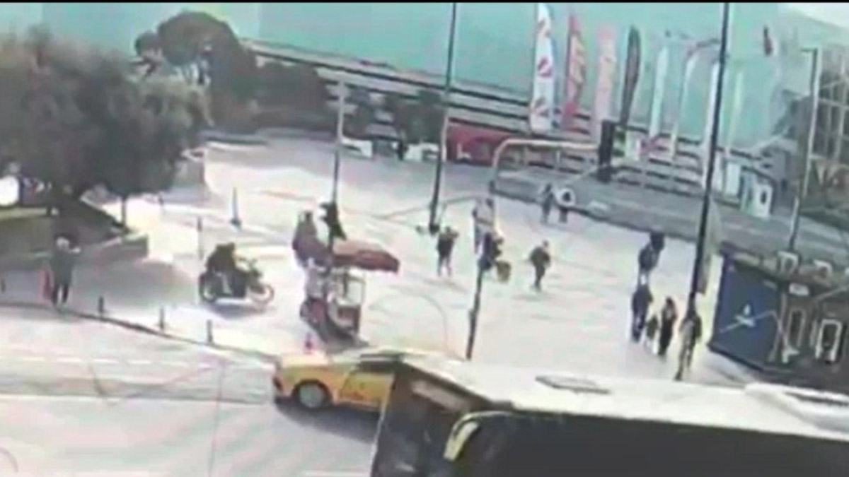 İspanyol turistin çantasını çalan şüpheli tutuklandı