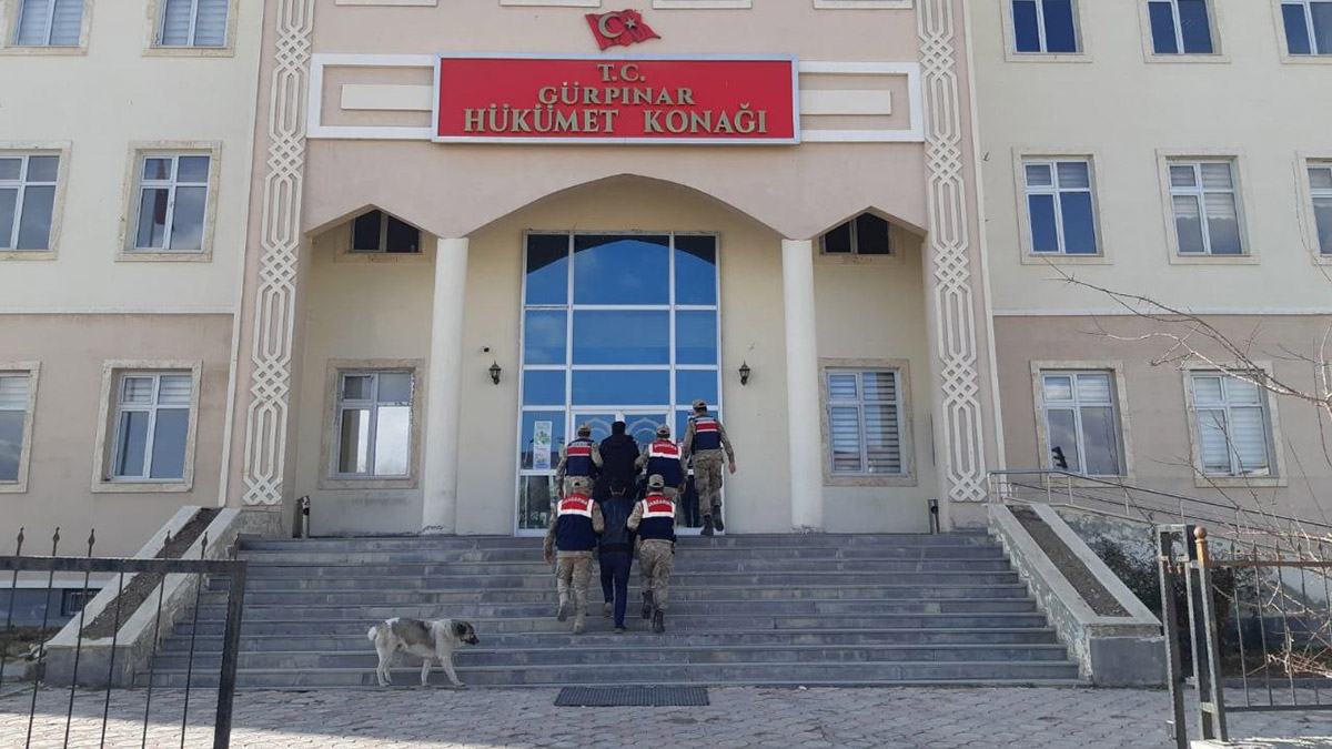 Taş ocağından konveyör rulosu ve makine kayışı hırsızlığı