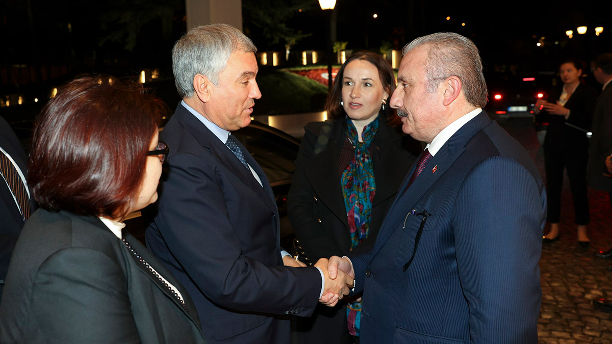 Mustafa Şentop, Rusya heyeti onuruna akşam yemeği verdi