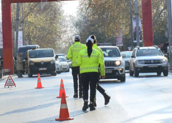 Kadıköy'de drone destekli trafik denetimi