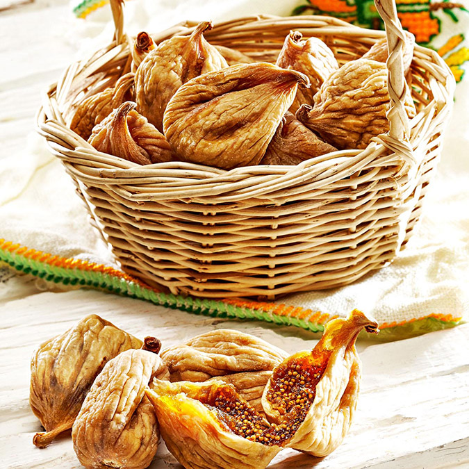 Türk kuru meyveleri Noel sofralarını süsledi