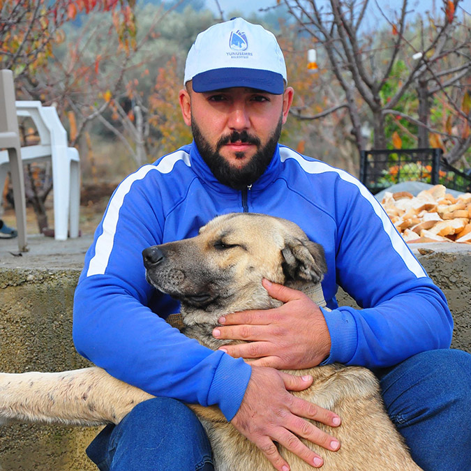 Çok sayıda saçmayla yaralanan kangalın sakat kalma ihtimali var