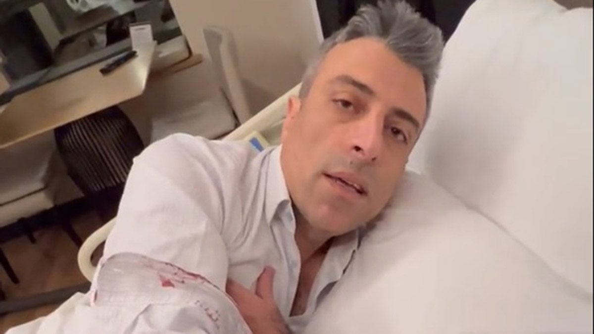 Yenilik Partisi Genel Başkanı Öztürk Yılmaz'a bıçaklı saldırı. Olay, Yenilik Partisi'nin Çankaya ilçesindeki genel merkezinde meydana geldi.