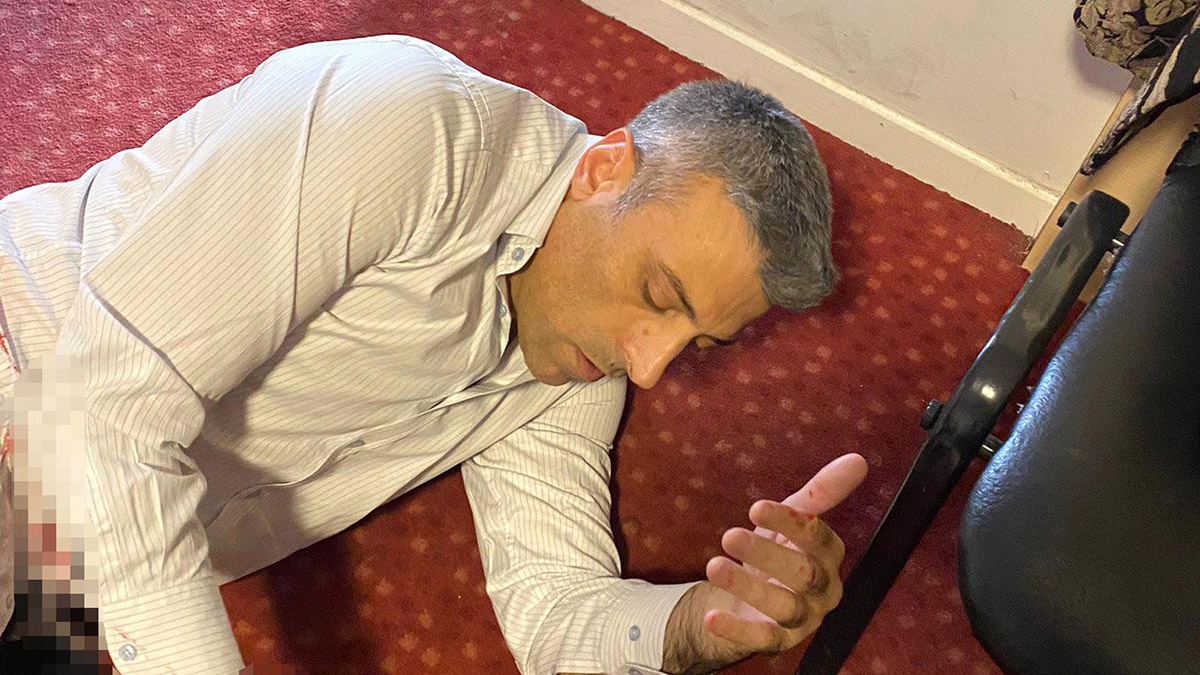 Öztürk Yılmaz'a bıçaklı saldırı; Saldırgan yakalandı