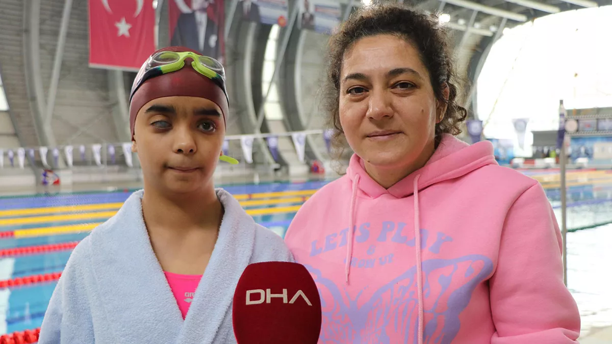 Kayseri'de yaşayan doğuştan yüzde 90 görme engelli beyza yıldız (12), yüzmede elde ettiği başarılar ve türkiye şampiyonluğu'nun ardından milli takım seçmelerine hazırlanıyor.