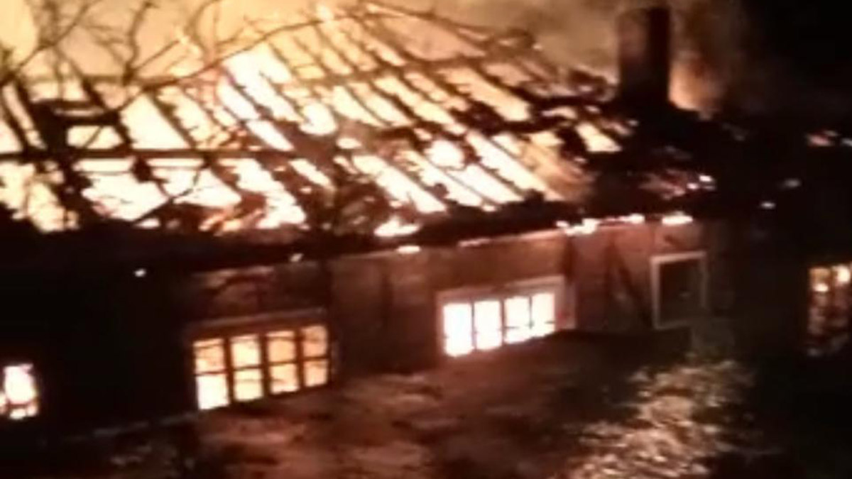 Devrek'te ahşap evde yangın