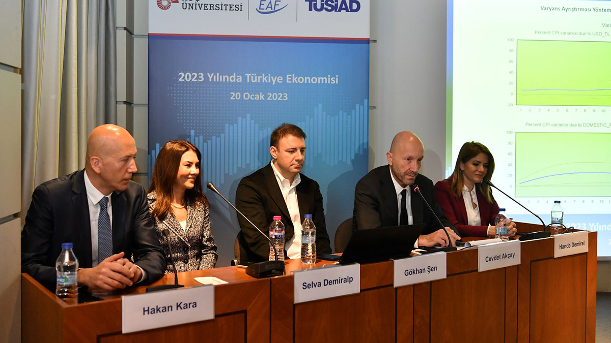 '2023 Türkiye Ekonomisi' semineri düzenlendi