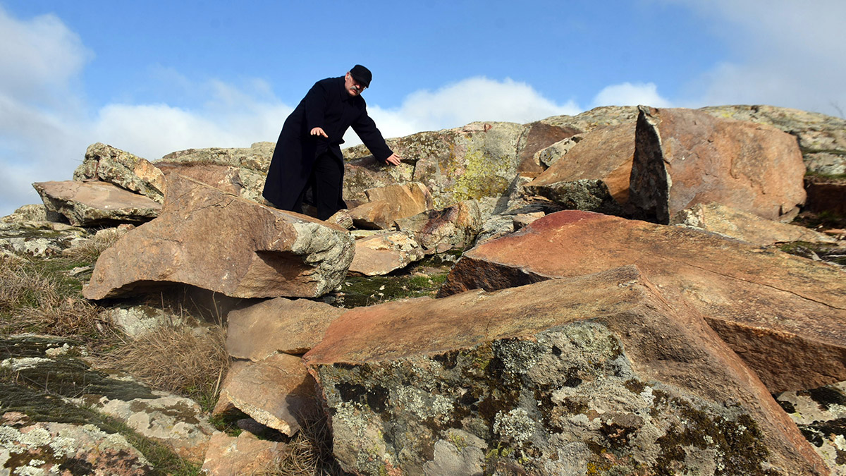 3 bin yıllık 'Ana Tanrıça Tahtı' tahrip edildi