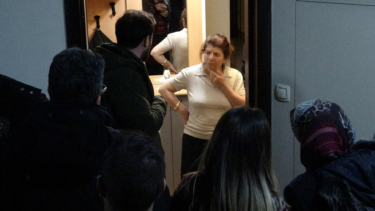 3 gündür uyuyan kadının evine polis çilingirle girdi