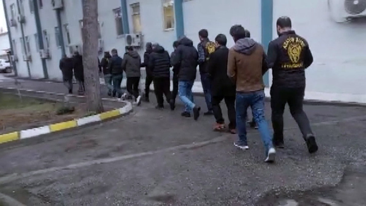 Turnusol operasyonunda 12 kişi gözaltına alındı