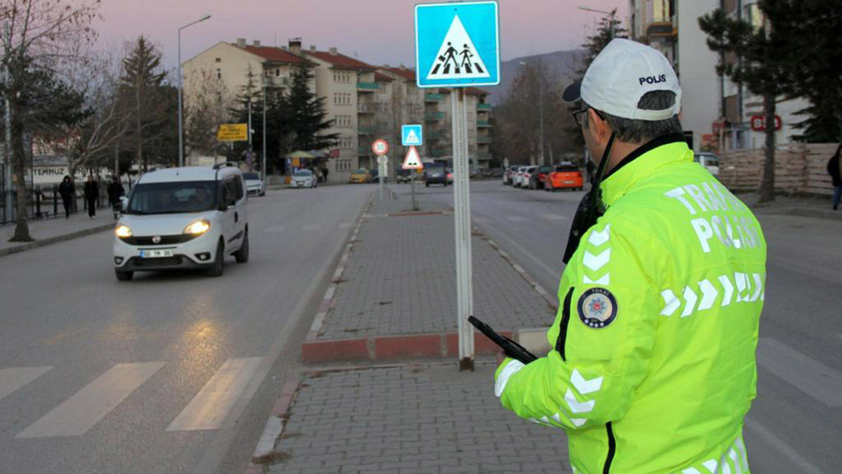 307 okul servis aracı trafikten menedildi