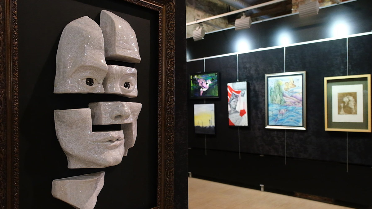 'Eğitim Ƞ Sanat' sergisinde 55 farklı eser sergilendi