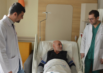 Ağızdan alınan dokuyu, idrar kanalına yama yaptılar