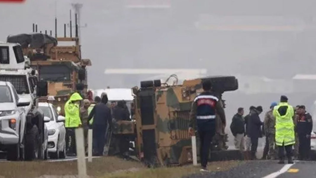 Ağrı'da askeri araç uçuruma yuvarlandı: 2 asker şehit