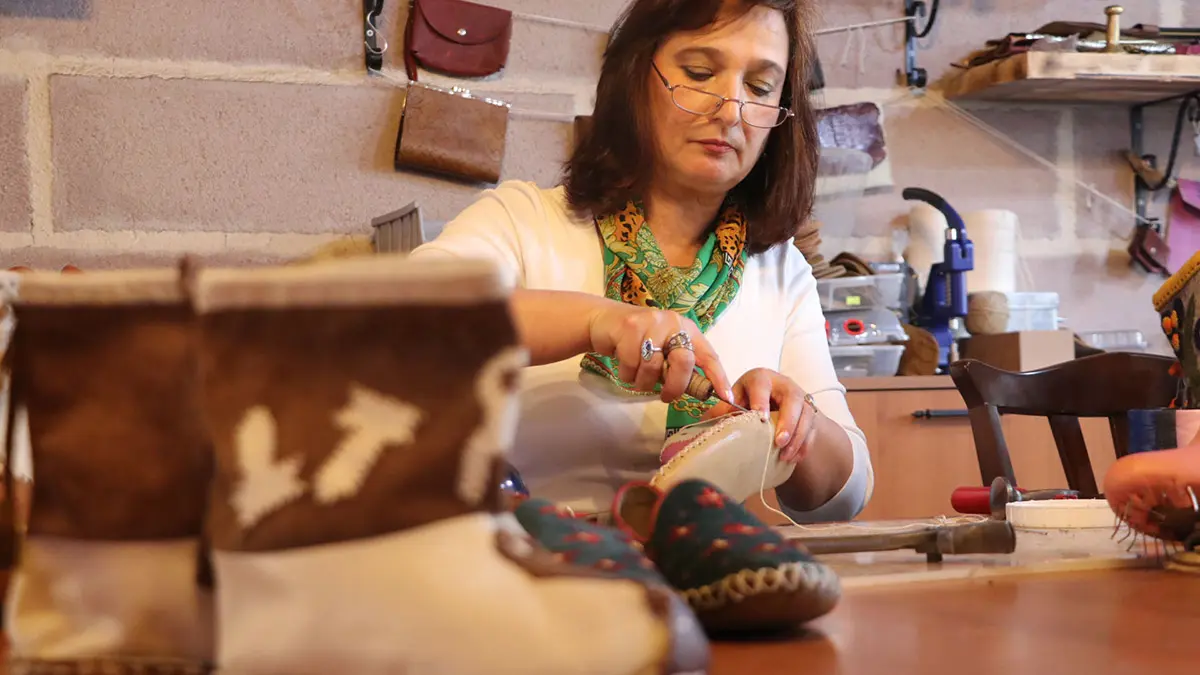 Akademisyen, 'ayakkabı kültür mirası'nı yaşatıyor