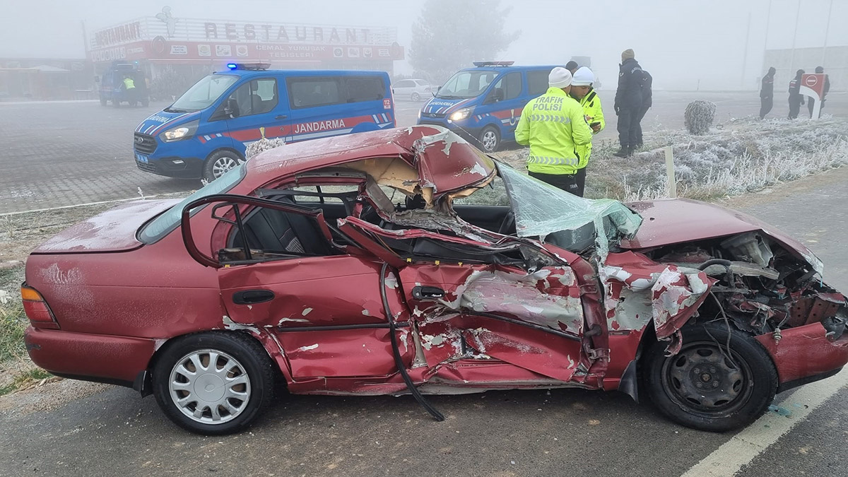 Aksaray'da zincirleme kaza; aynı aileden 5 yaralı