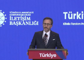 Altun, Türkiye Kitabı'nın tanıtımını yaptı